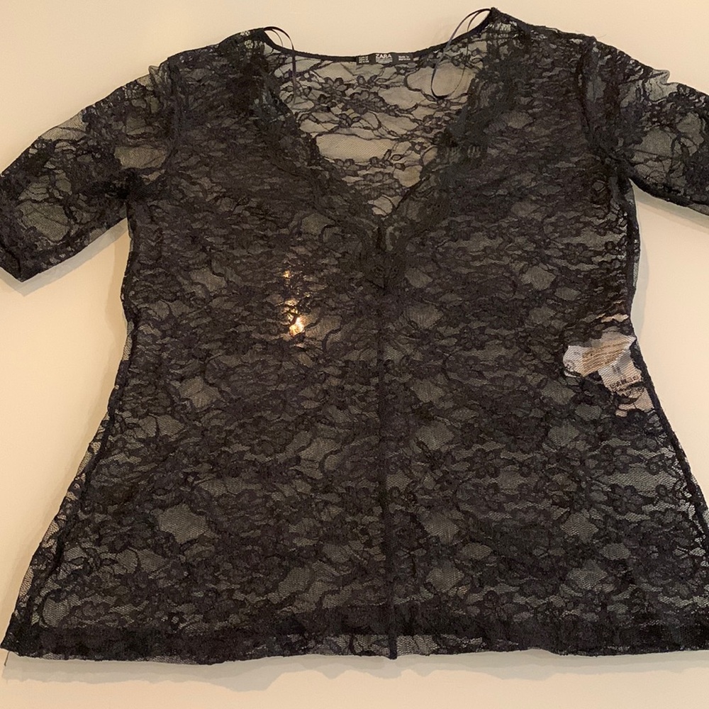 Zara stretchy lace top - size S